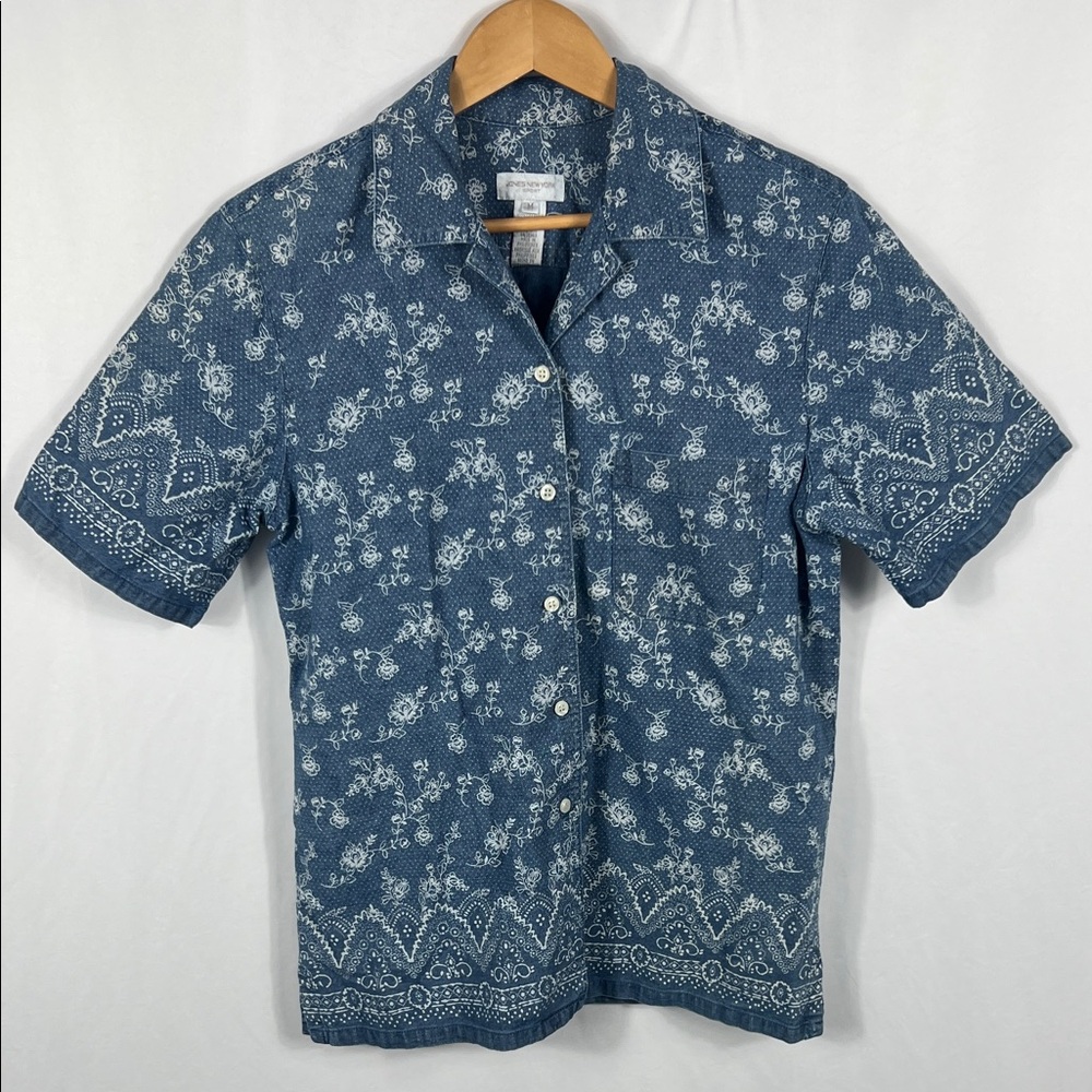 Vintage 90’s Jones New York Blue Denim Floral‎ Casual Shirt Women’s Medium